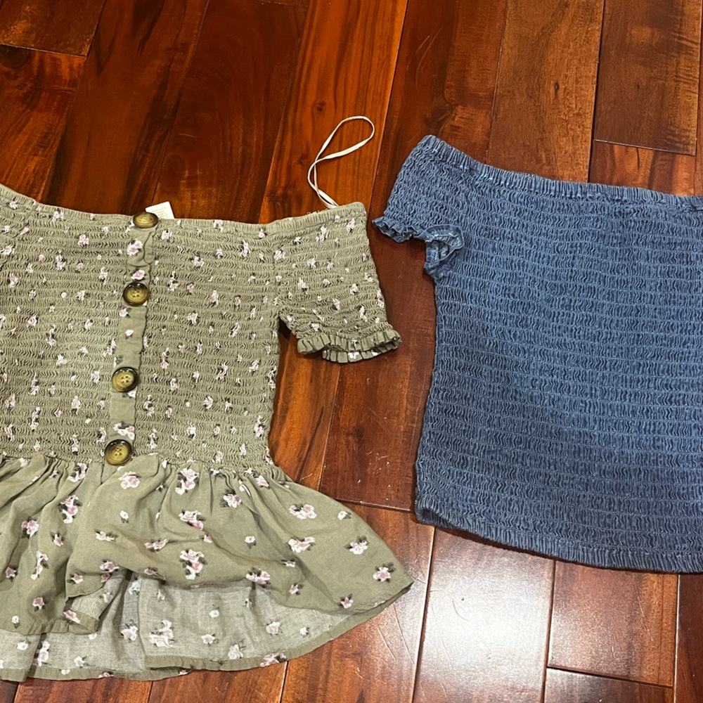 2 piece scrunch off the shoulder top